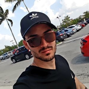 Meet your Posher, Samuel